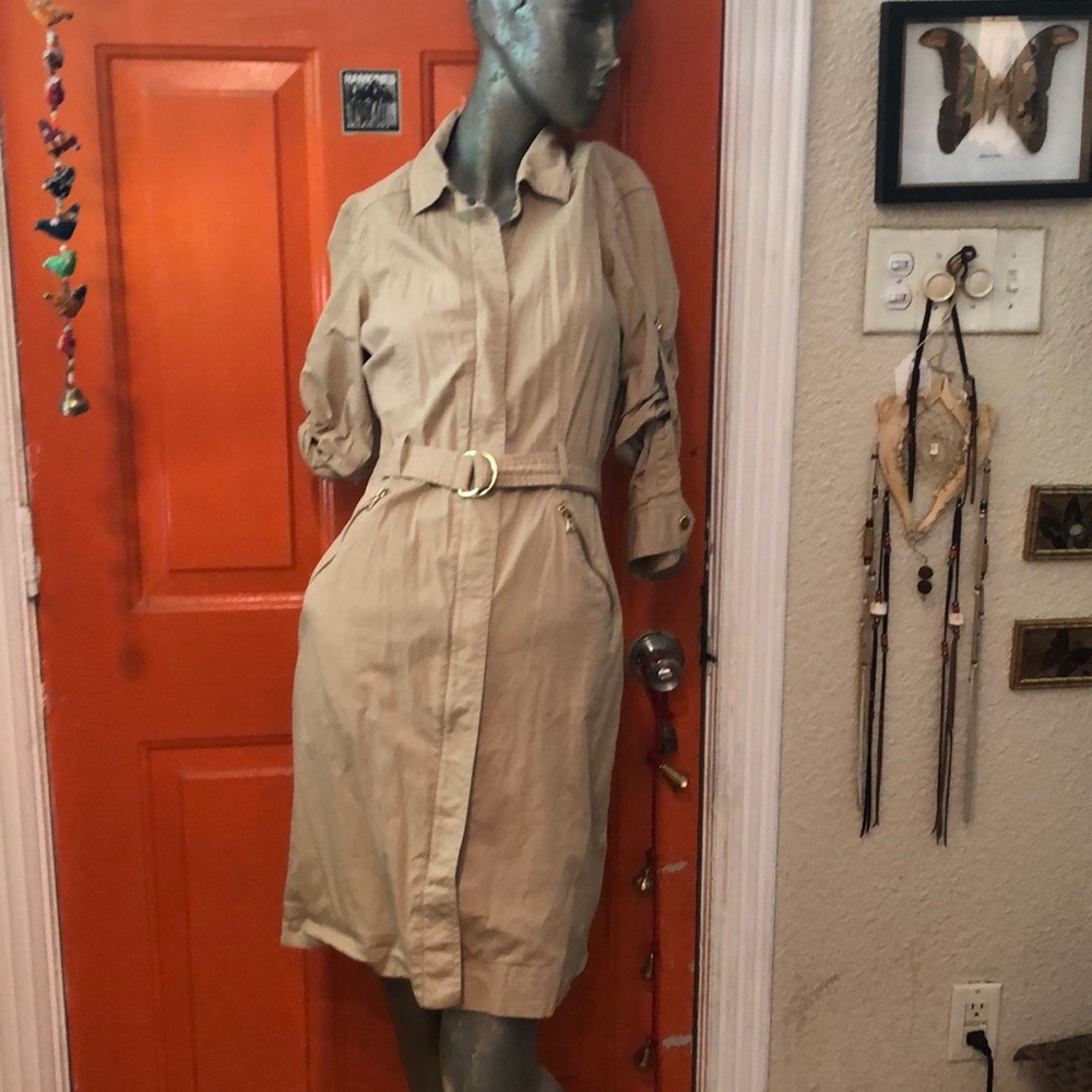 Tan cotton dress with zip up front